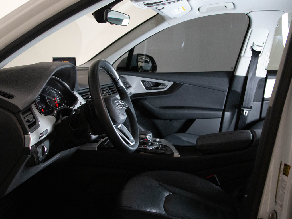 2019 Audi Q7 55 Komfort, Toronto, Cash