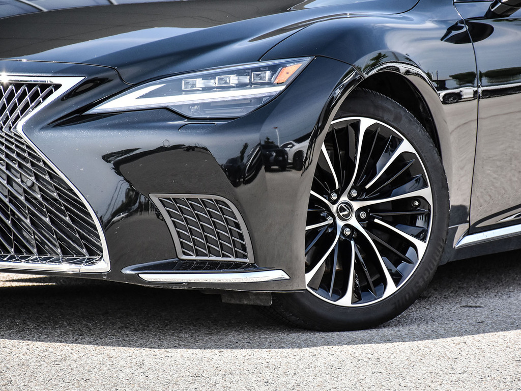 2022 Lexus LS 500h 500h, Toronto, Cash