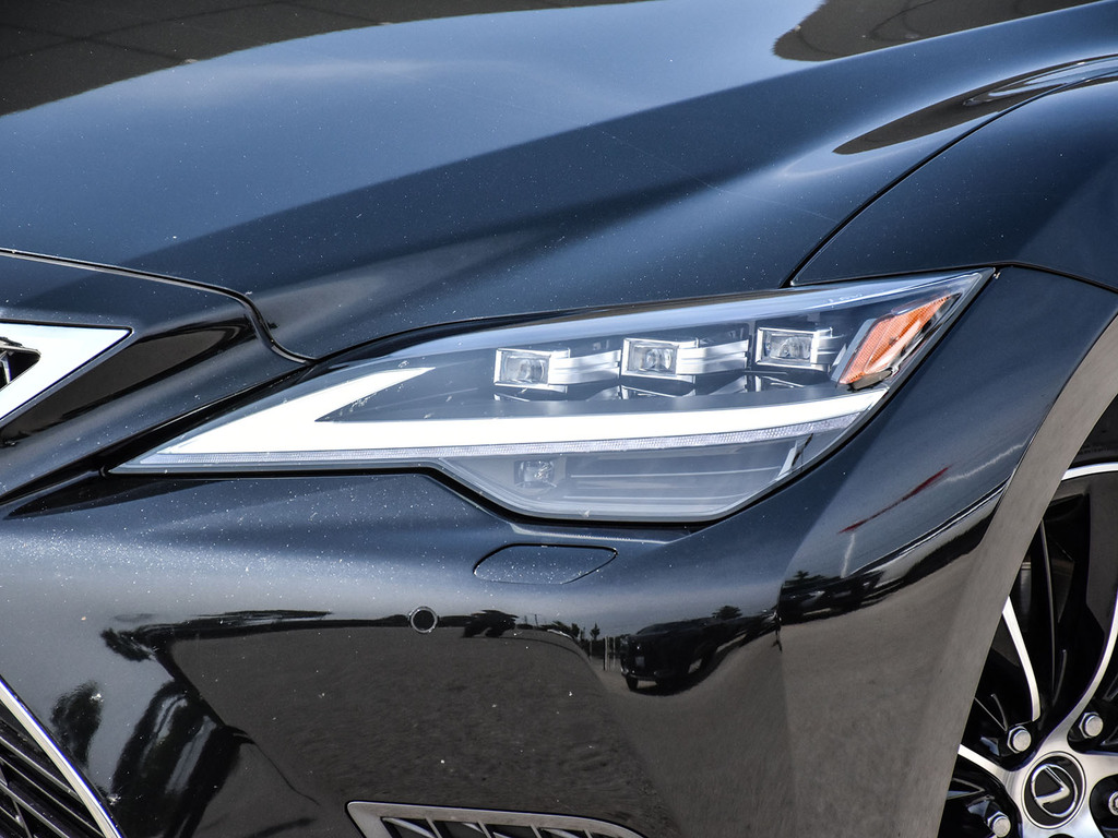 2022 Lexus LS 500h 500h, Toronto, Cash