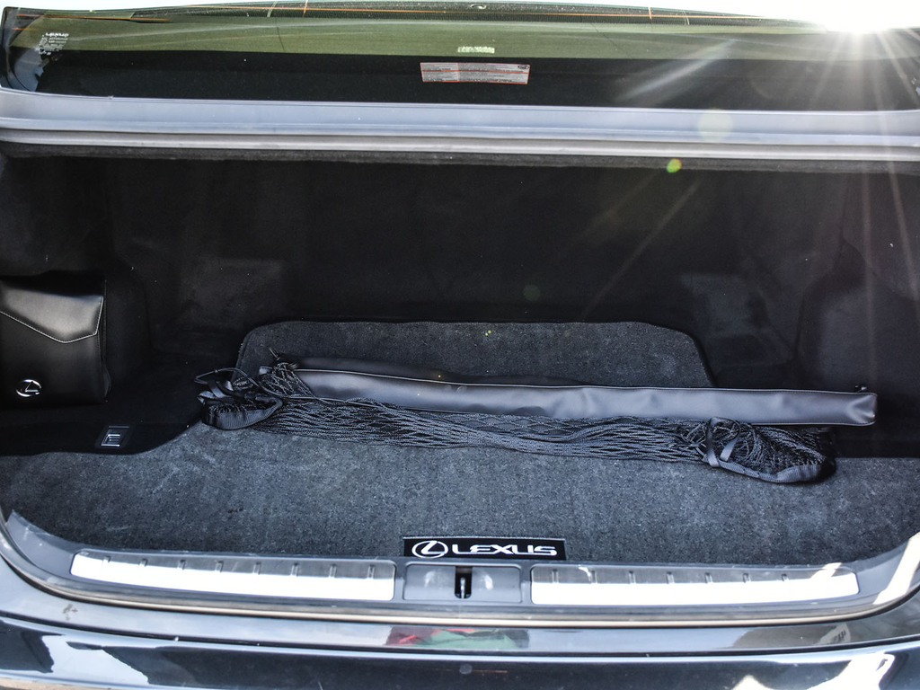 2022 Lexus LS 500h 500h, Toronto, Cash