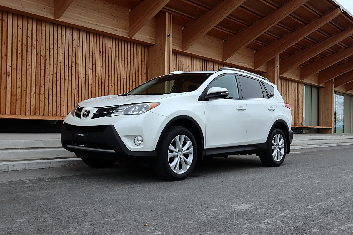 2015 Toyota RAV4 AWD 4dr Limited