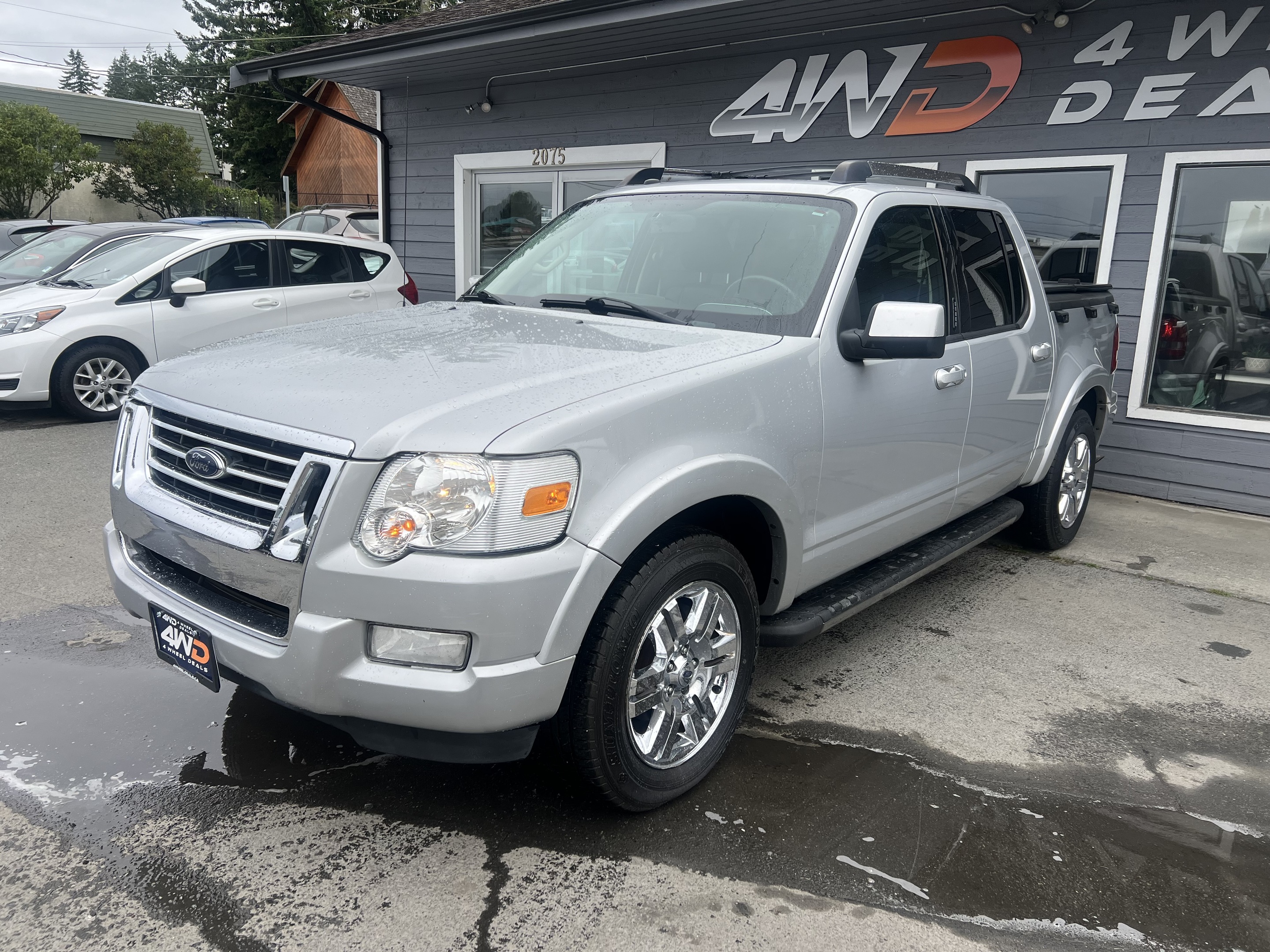 2010 Ford Explorer Sport Trac 4WD V8 Limited