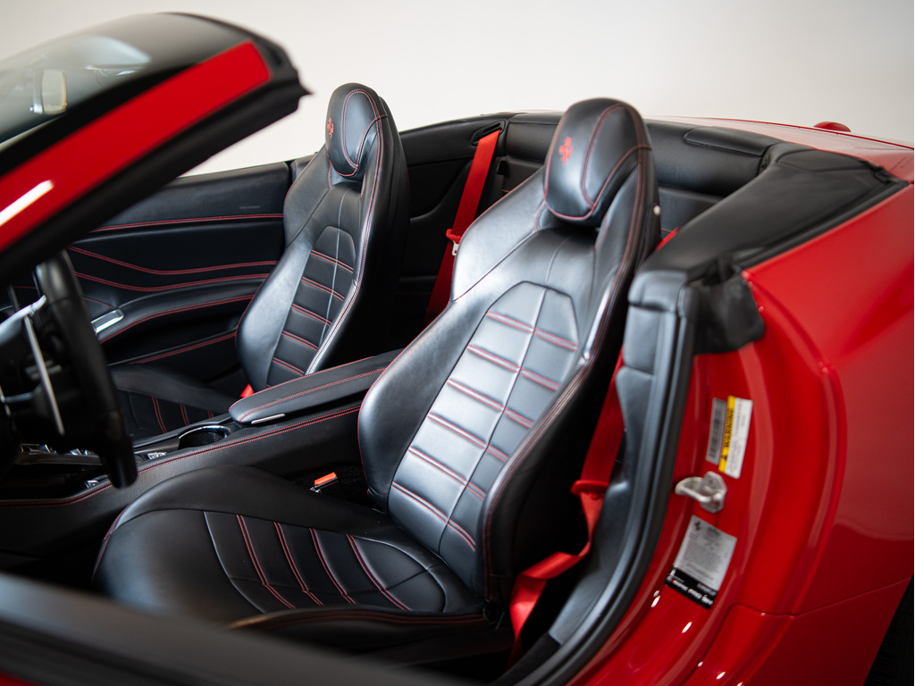 2017 Ferrari California T, Toronto, Cash