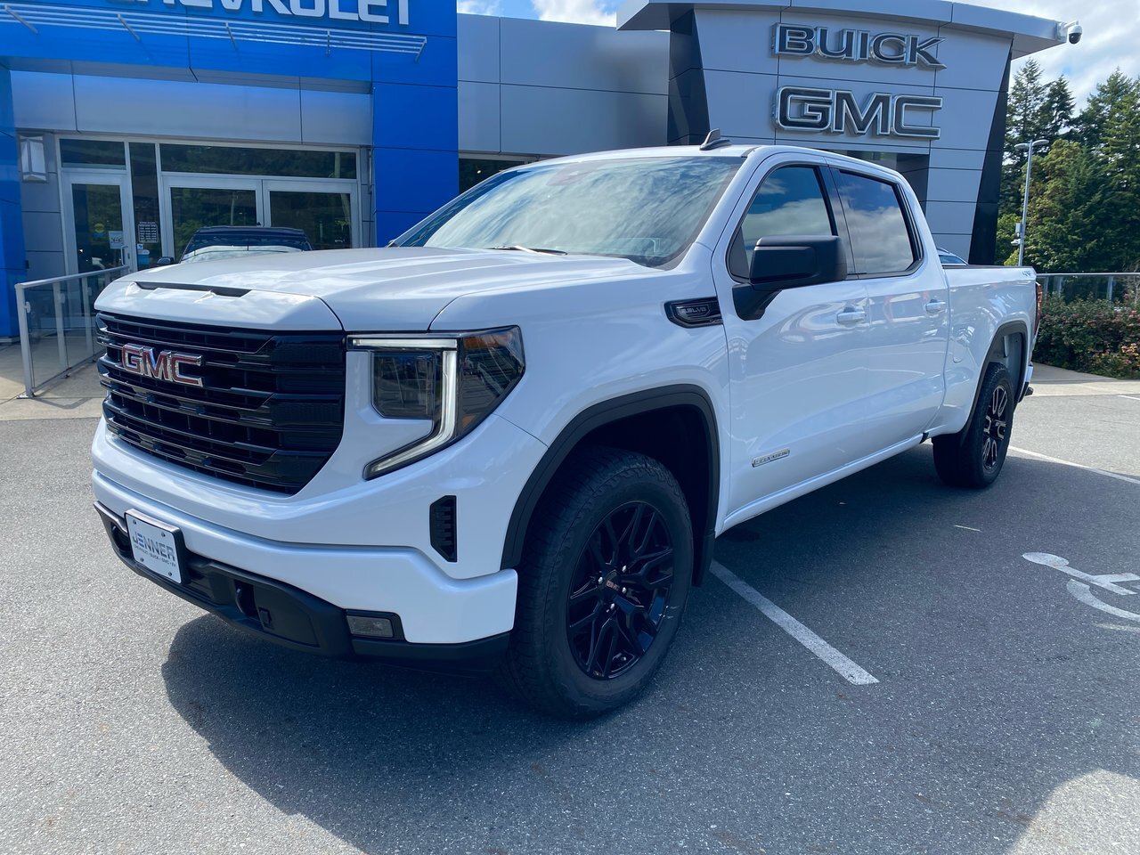 2025 GMC Sierra 1500 ELEVATION GM EMPLOYEE DISCOUNT $6,522 / 