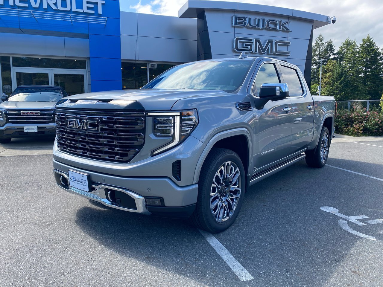 2025 GMC Sierra 1500 DENALI ULTIMATE GM EMPLOYEE DISCOUNT $10,901 / 