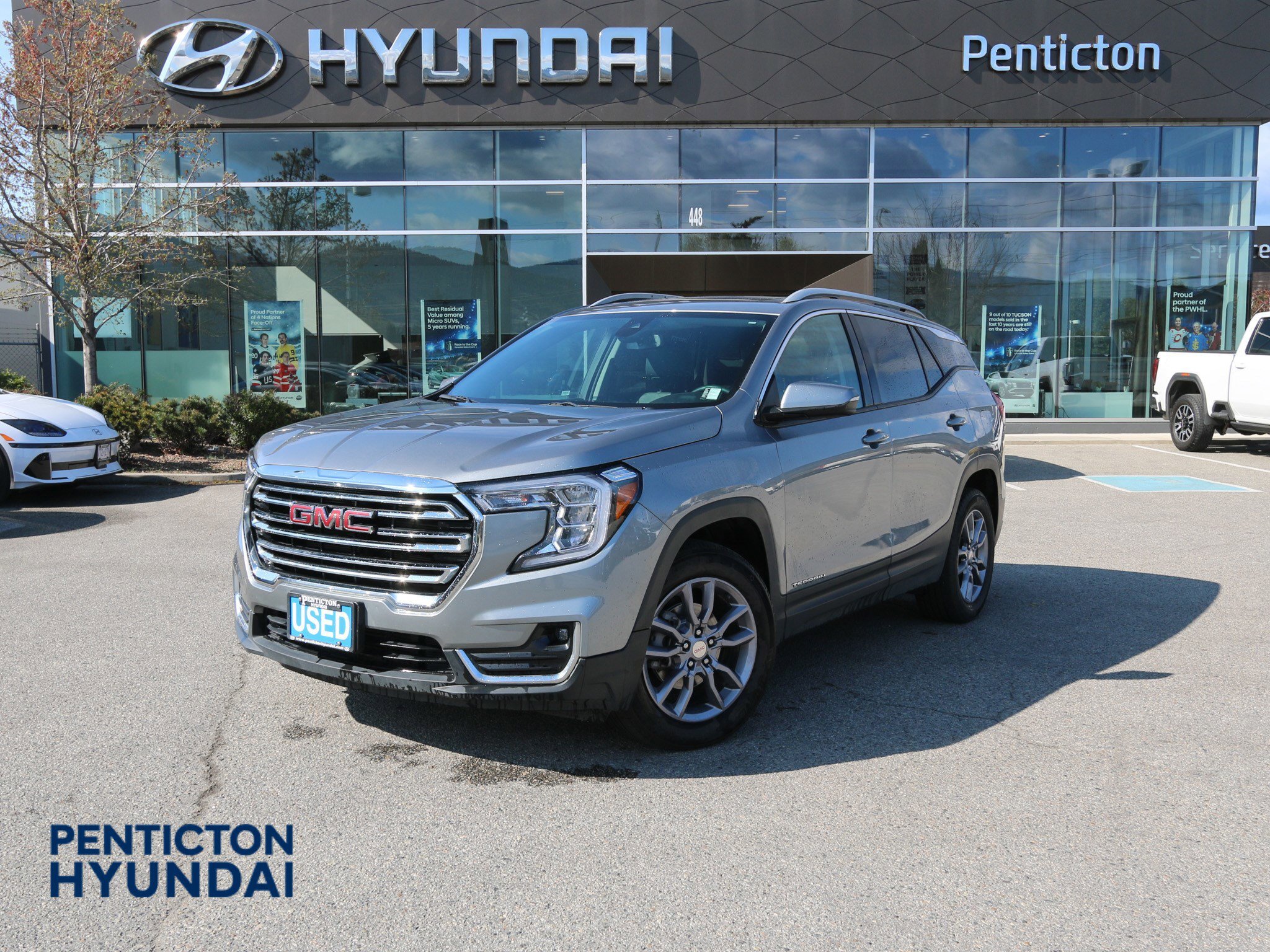 2023 GMC Terrain SLT | BC VEHICLE| LEATHER SEATS |