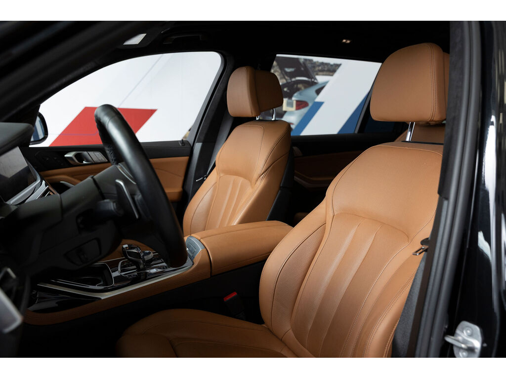 2022 BMW X7 xDrive40i, Vancouver, Cash