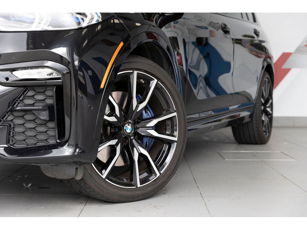 2022 BMW X7 xDrive40i, Vancouver, Cash