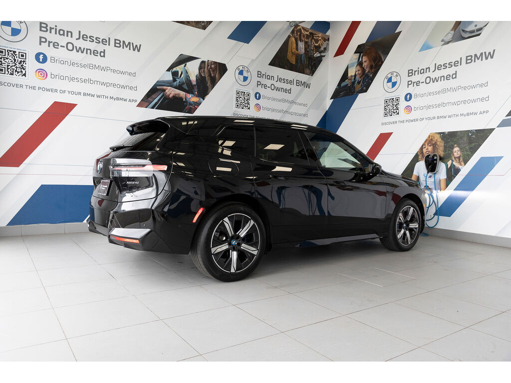 2025 BMW iX xDrive40, Vancouver, Cash