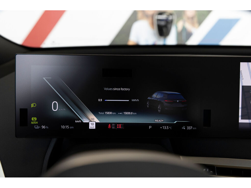 2025 BMW iX xDrive40, Vancouver, Cash