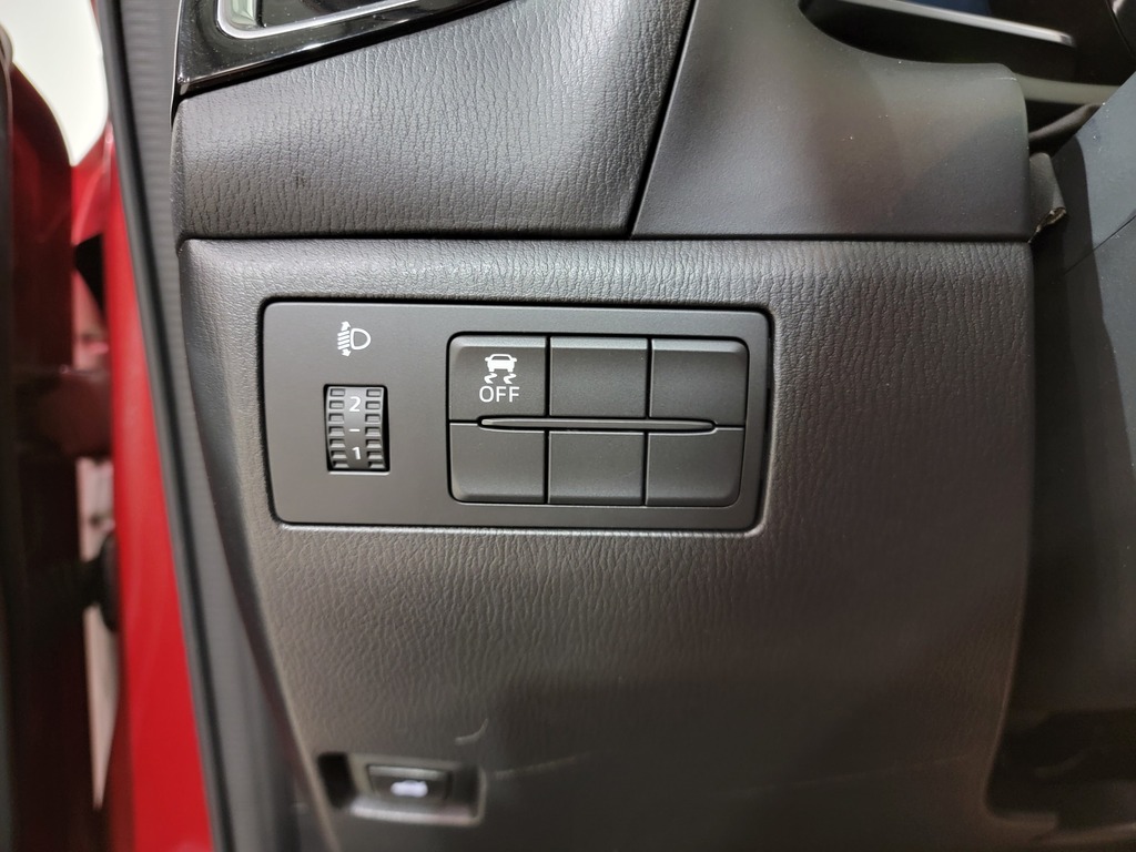 Mazda Mazda3 2015