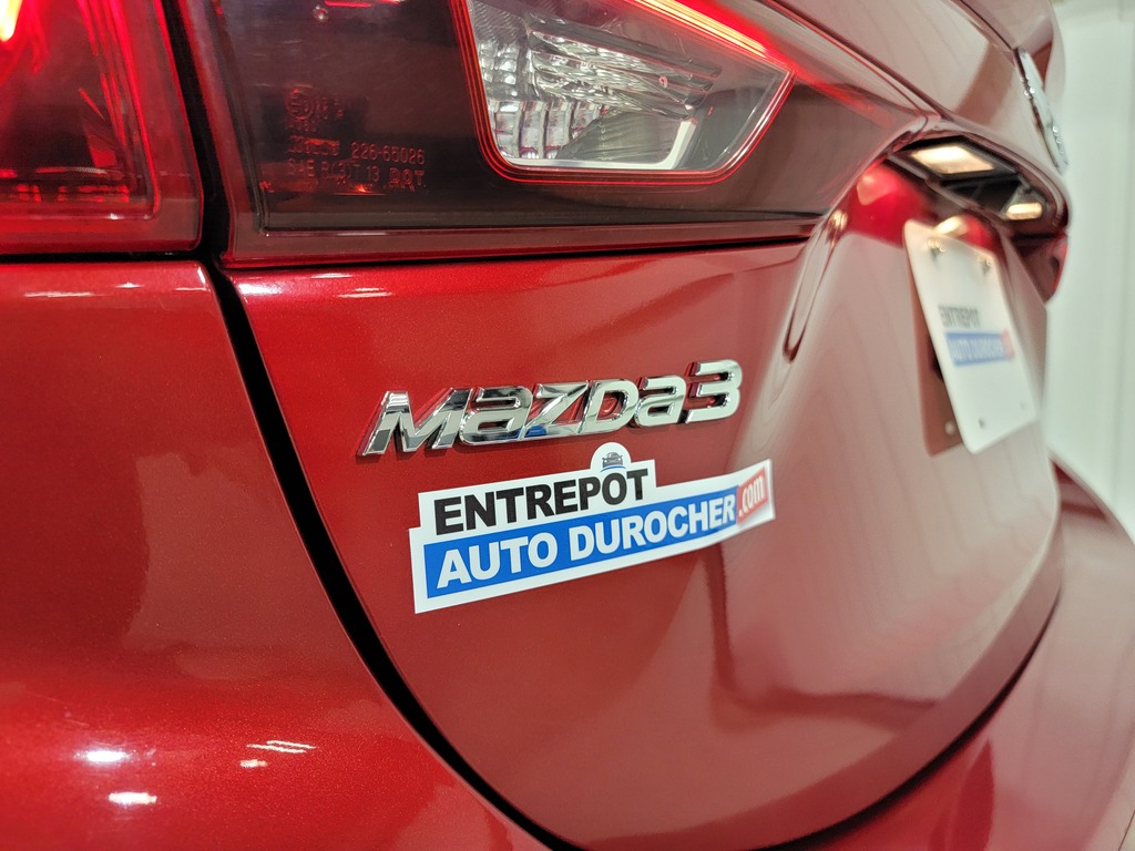 Mazda Mazda3 2015