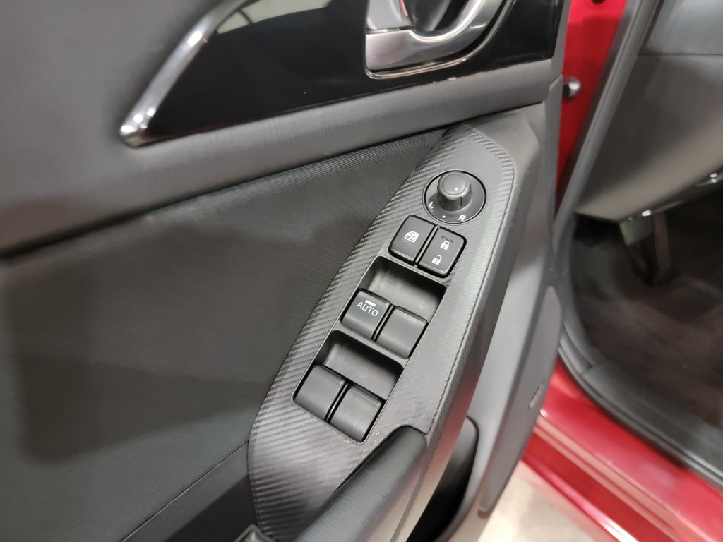 Mazda Mazda3 2015