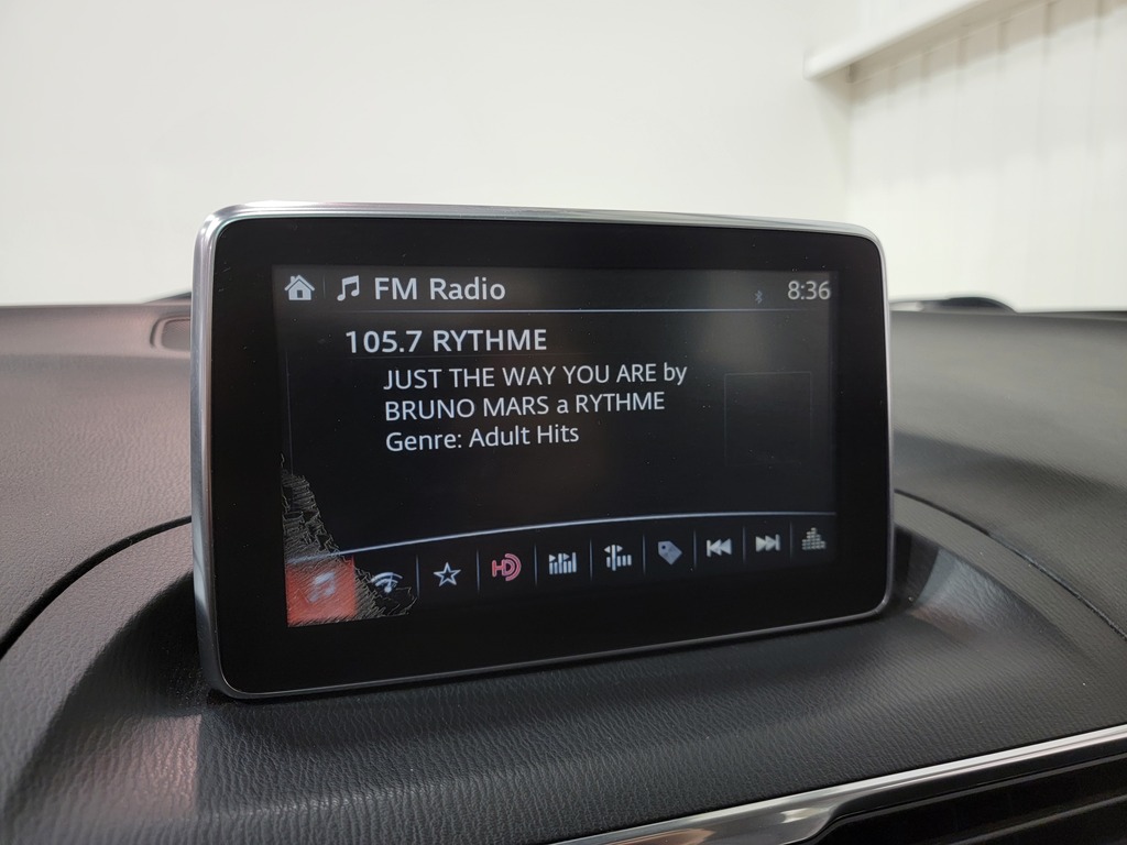 Mazda Mazda3 2015