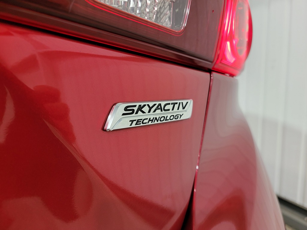 Mazda Mazda3 2015