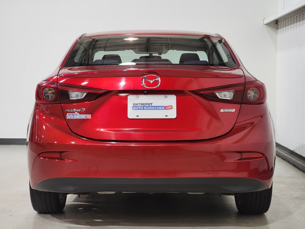 Mazda Mazda3 2015