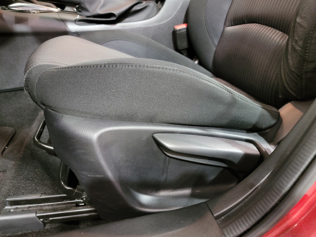 Mazda Mazda3 2015