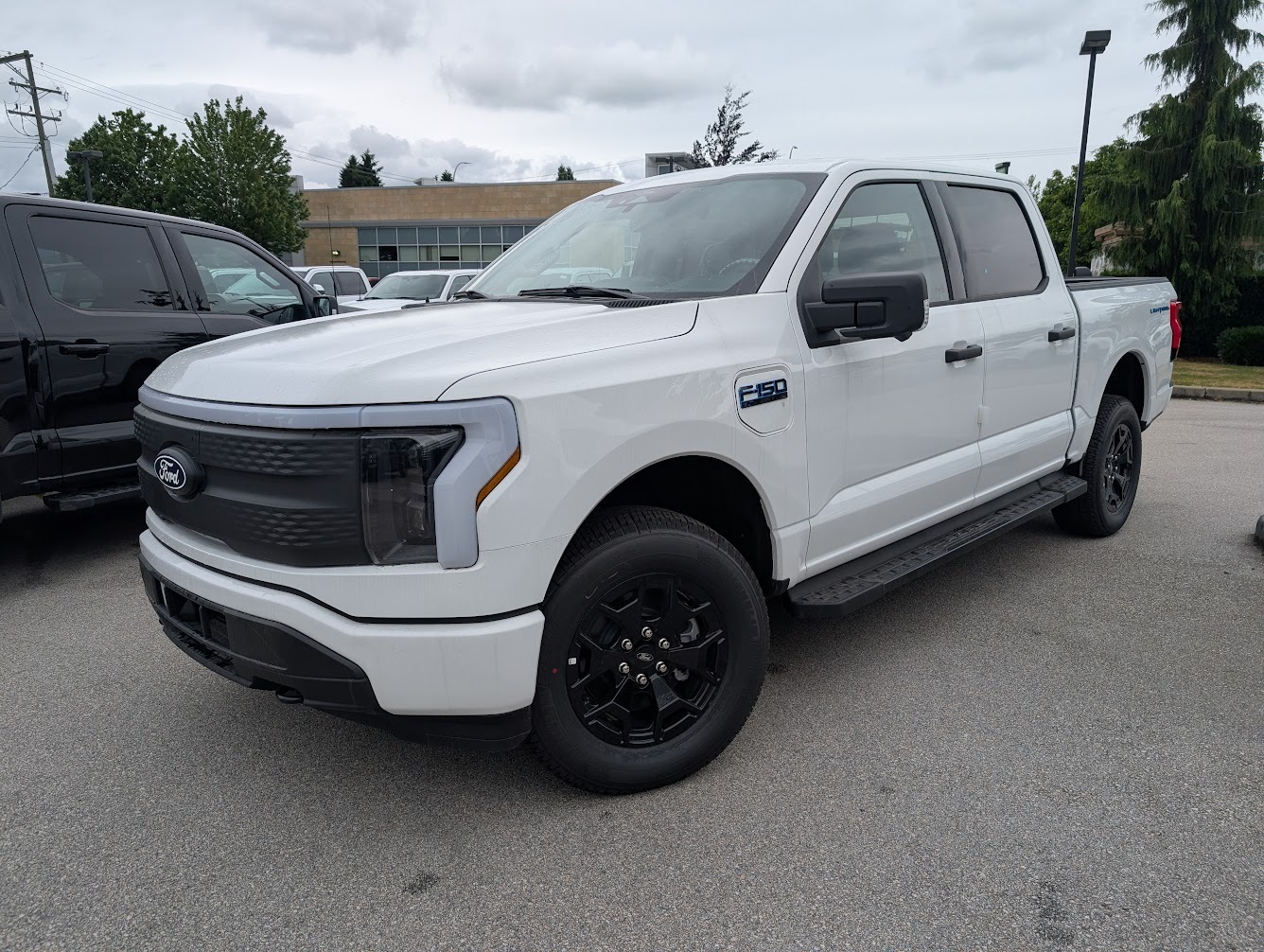 2025 Ford F-150 Lightning XLT  - Tray-Style Mats, Spray-in Bedliner