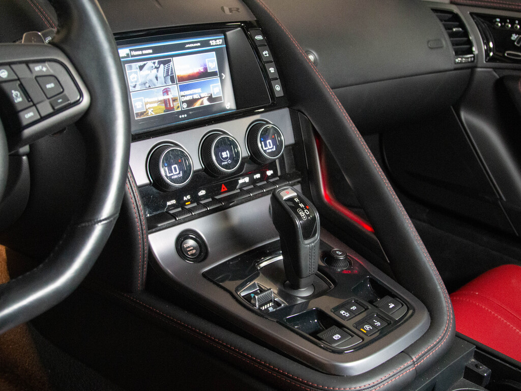 2017 Jaguar F-TYPE R, Toronto, Cash