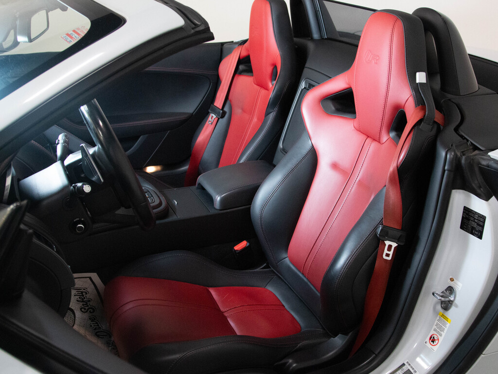 2017 Jaguar F-TYPE R, Toronto, Cash