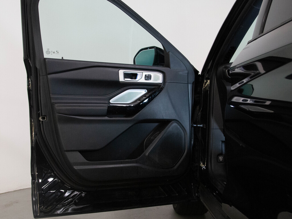 2021 Ford Explorer ST, Toronto, Cash