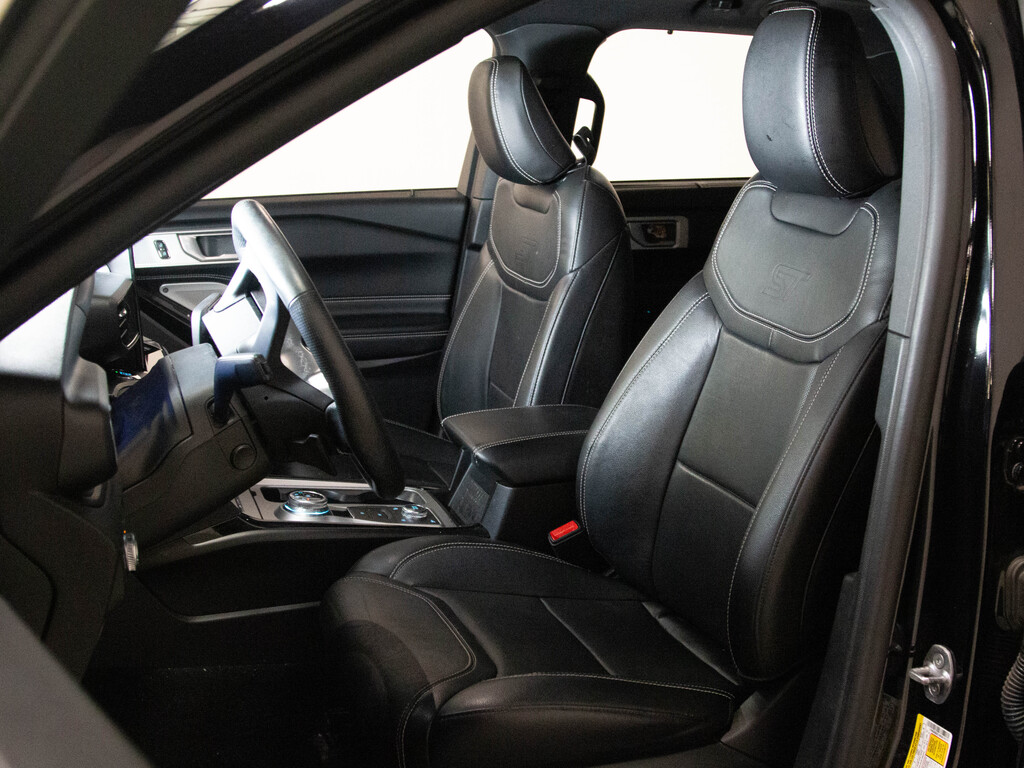 2021 Ford Explorer ST, Toronto, Cash