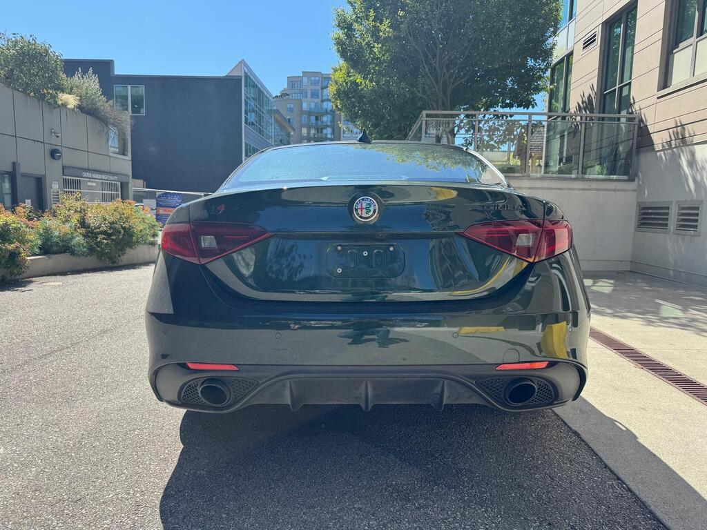 2021 Alfa Romeo Giulia Ti Sport AWD, Vancouver, Cash