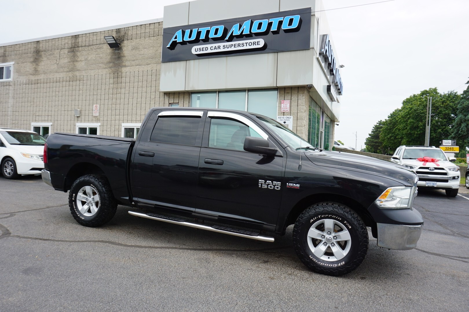 2016 Ram 1500 5.7L HEMI V8 ST CREW 4WD CERTIFIED *FREE ACCIDENT*