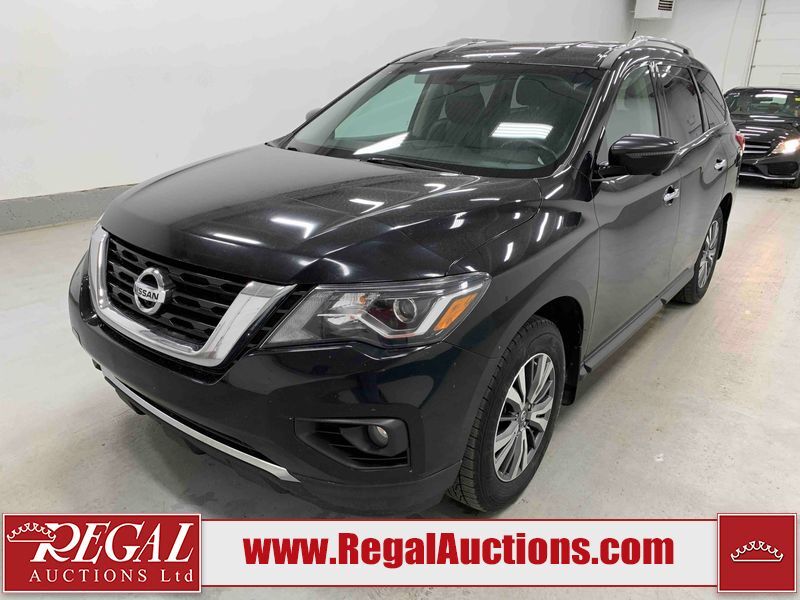 2017 Nissan Pathfinder SL