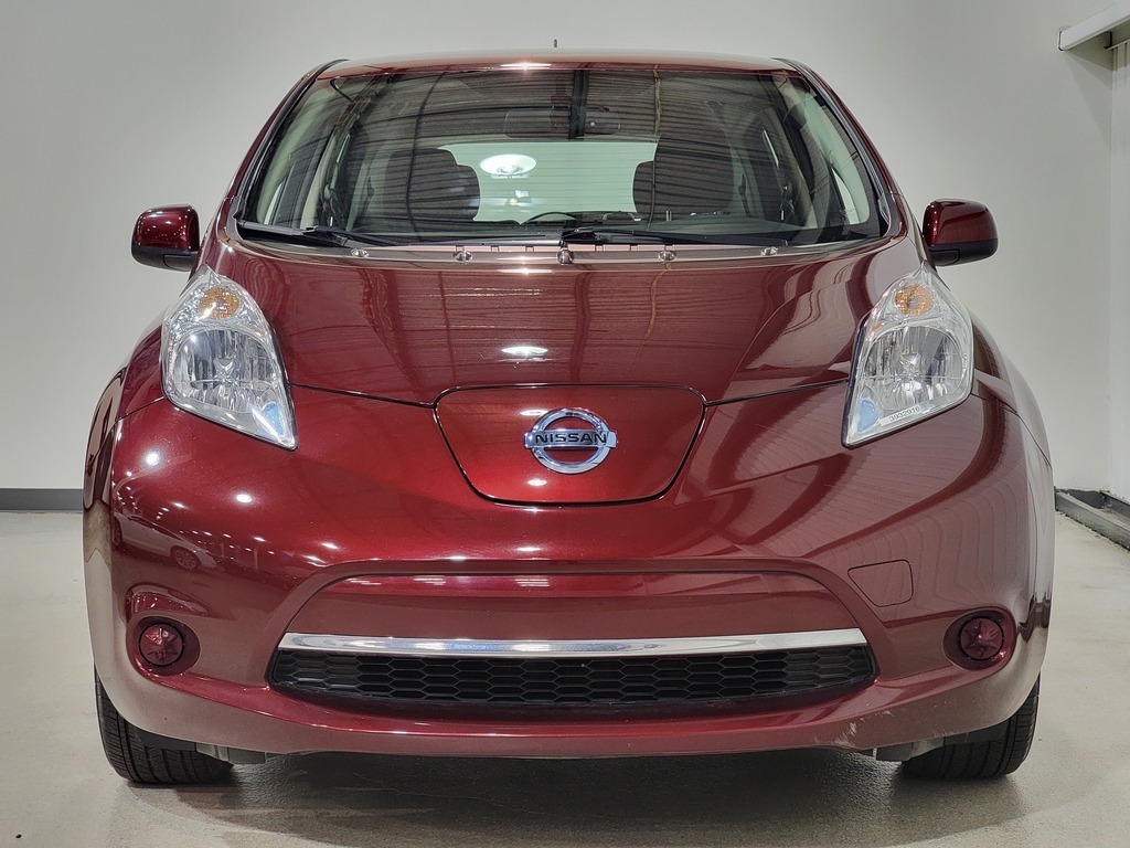 Nissan LEAF 2016
