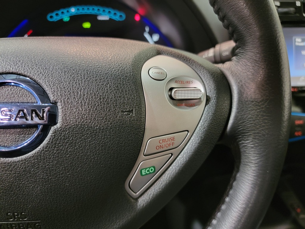 Nissan LEAF 2016