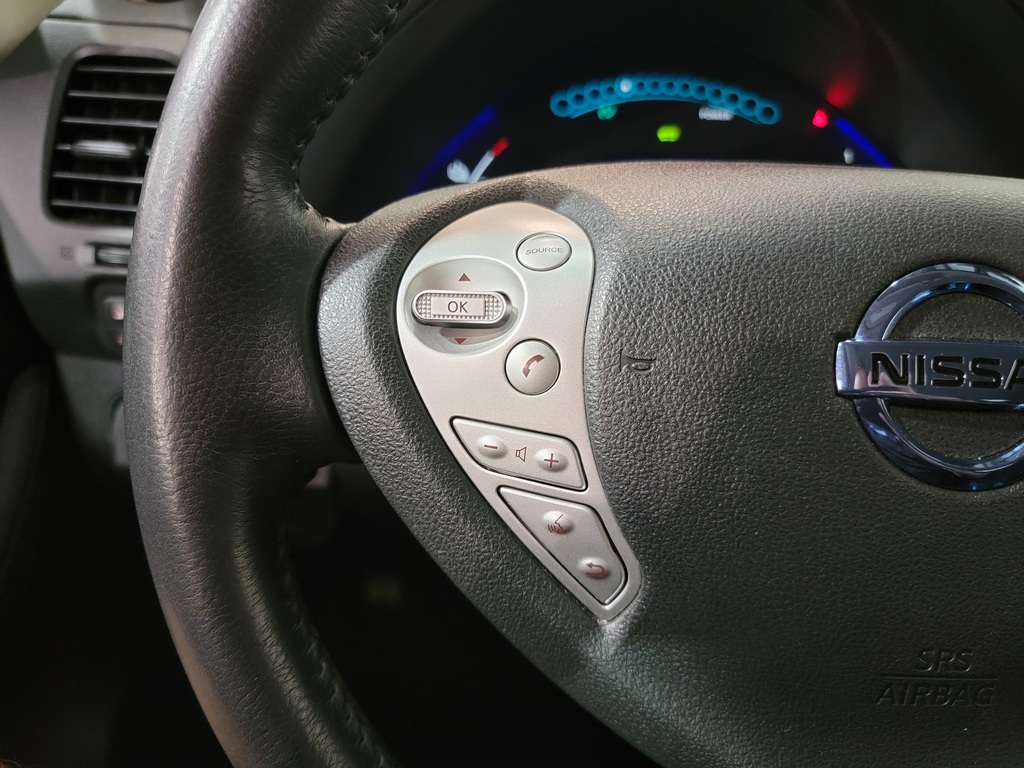 Nissan LEAF 2016