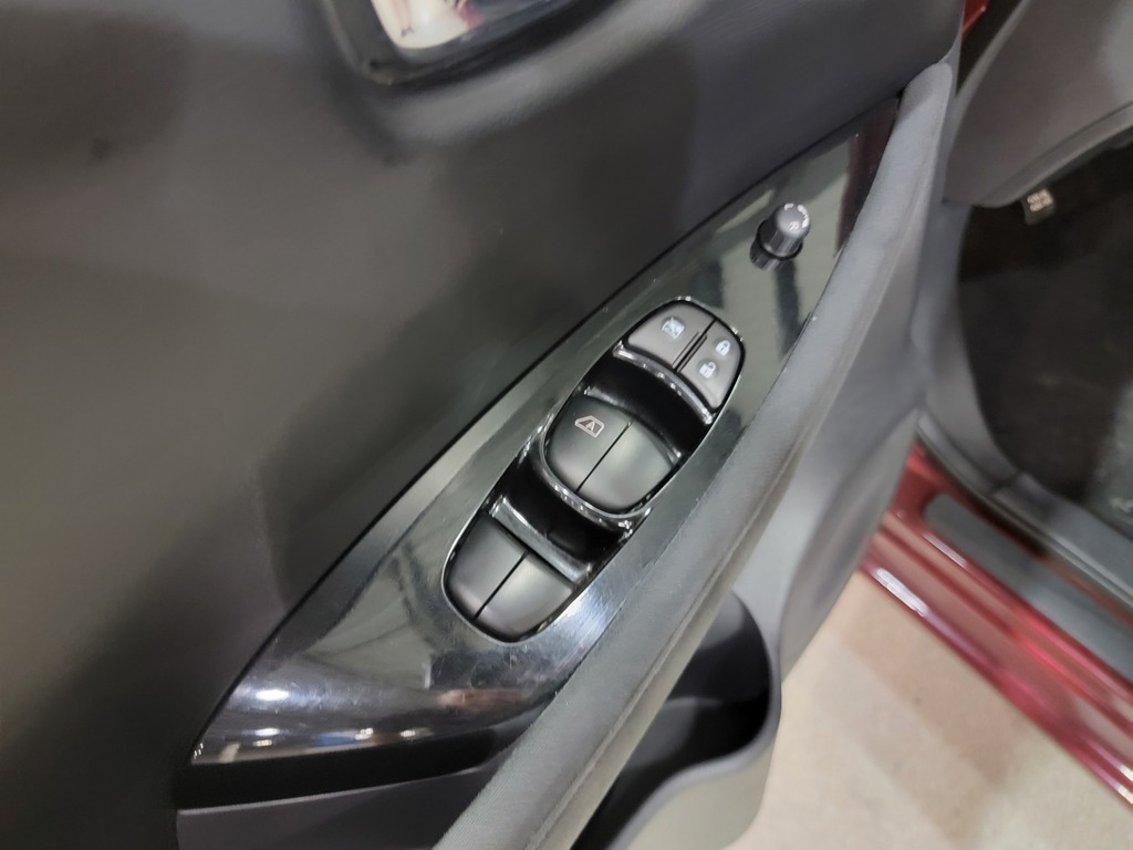 Nissan LEAF 2016