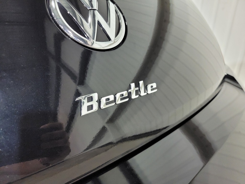 Volkswagen Beetle Convertible 2019