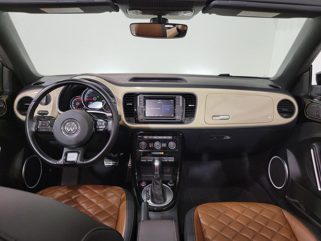 Volkswagen Beetle Convertible 2019