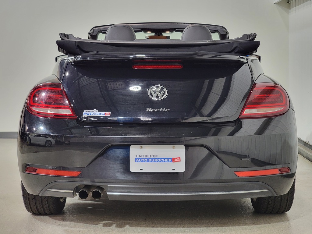 Volkswagen Beetle Convertible 2019
