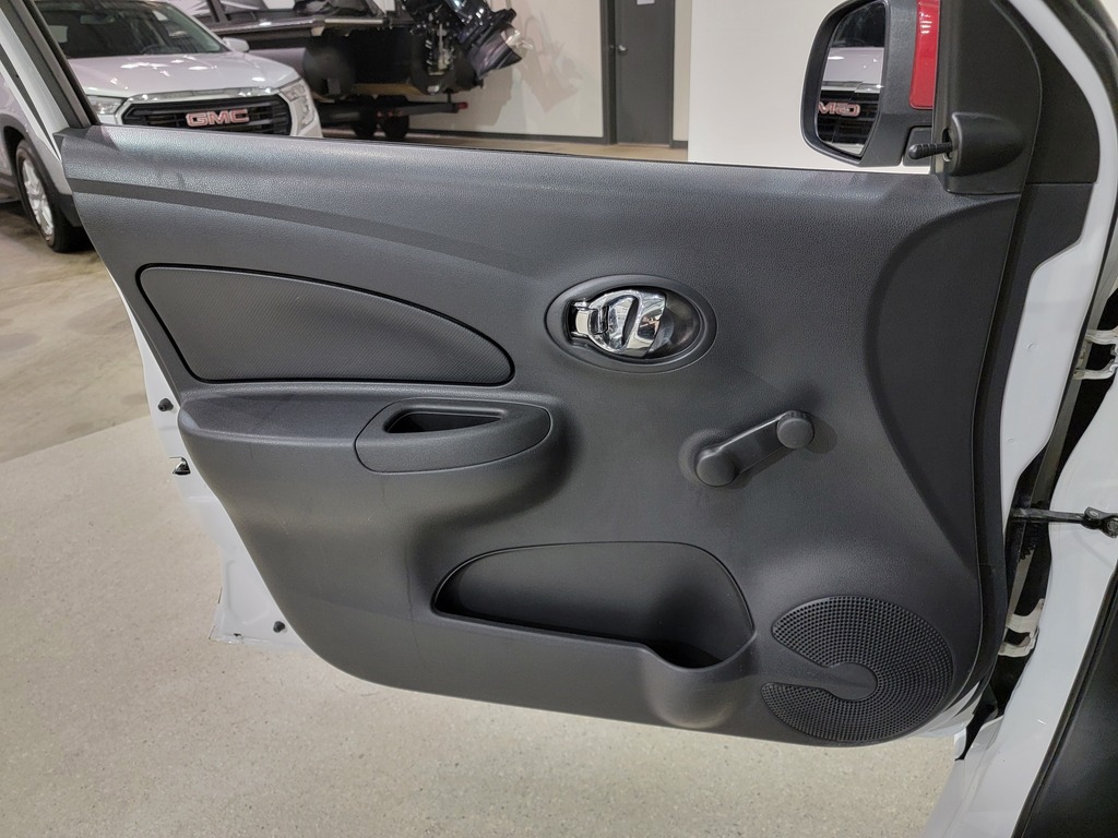 Nissan Micra 2015