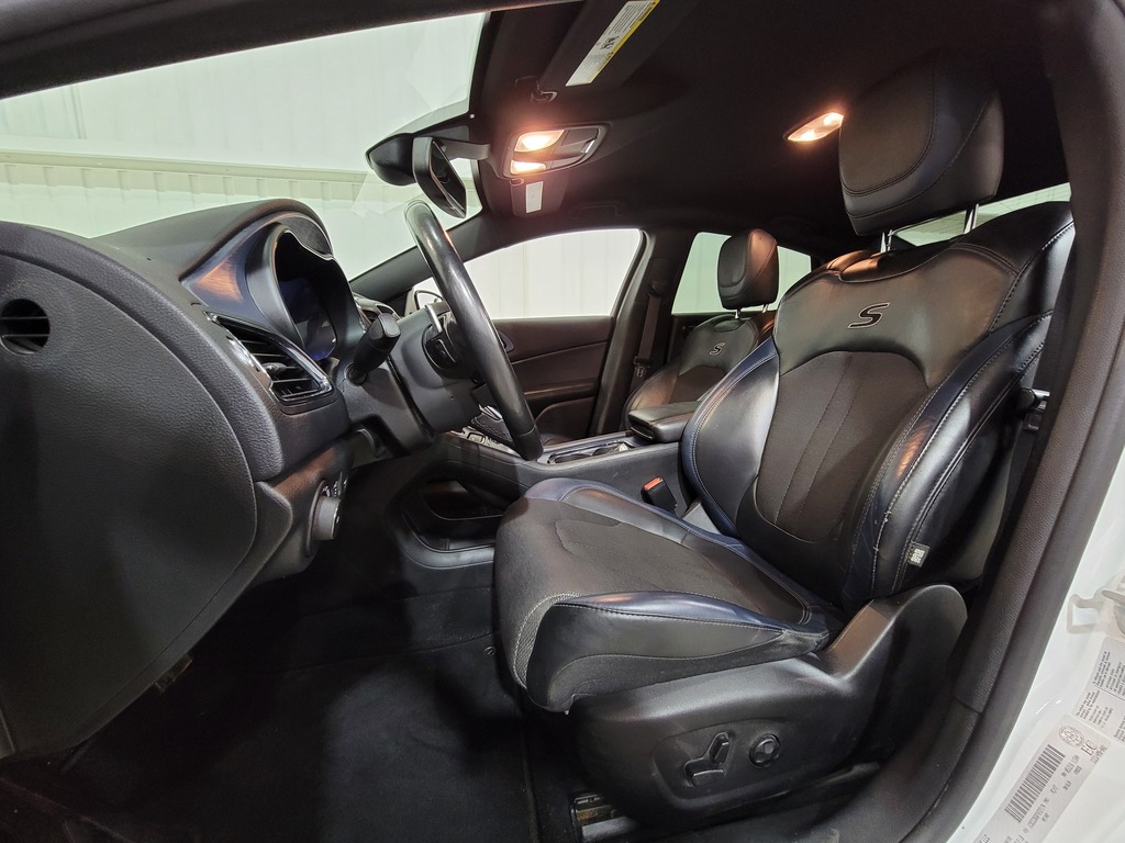 Chrysler 200 2015