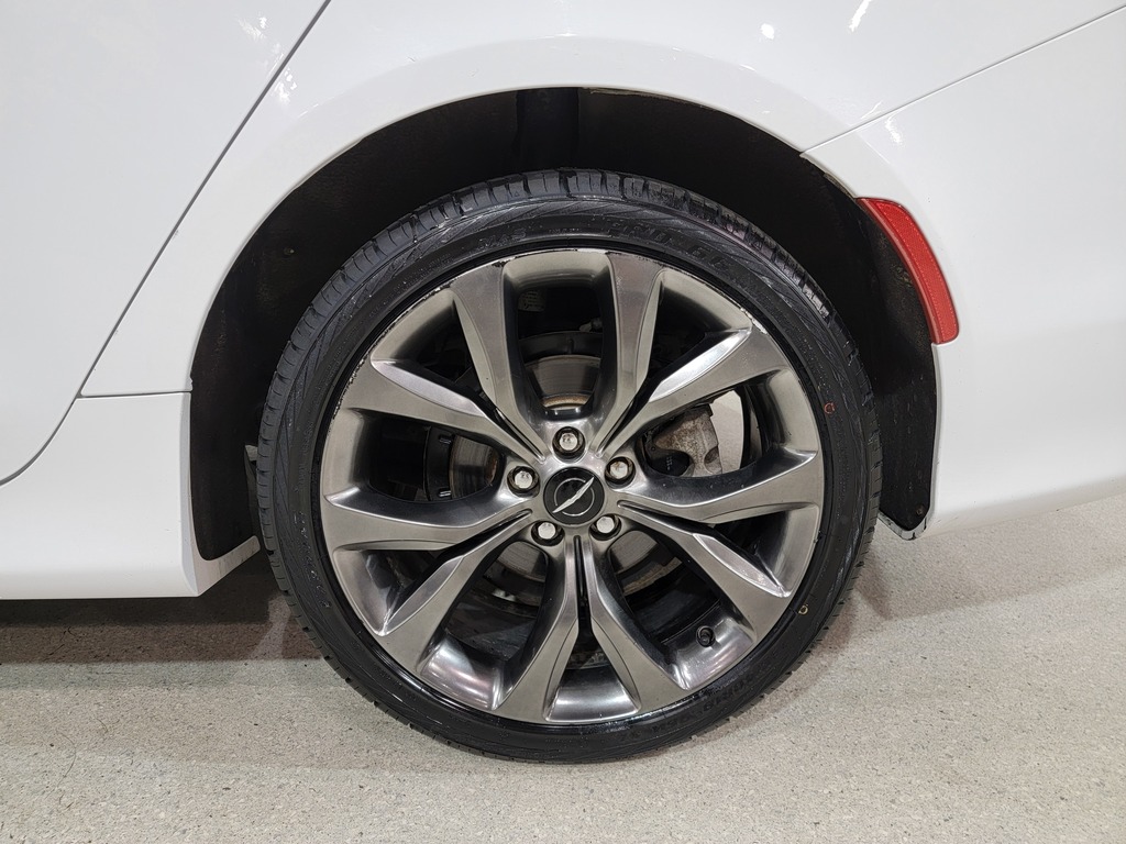 Chrysler 200 2015