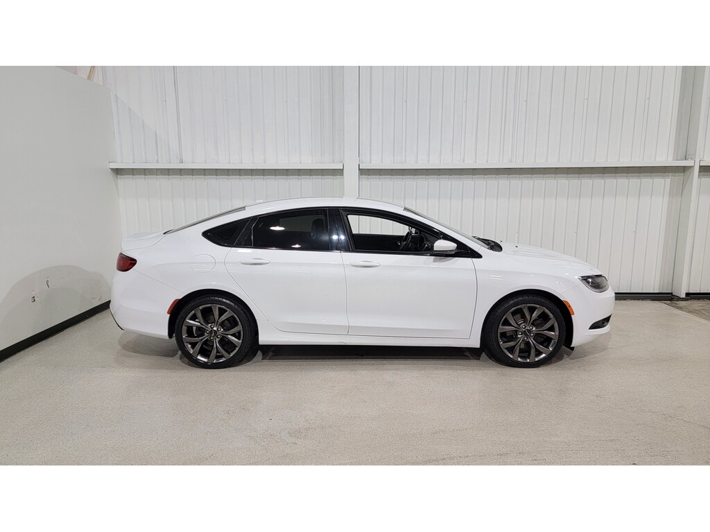 Chrysler 200 2015
