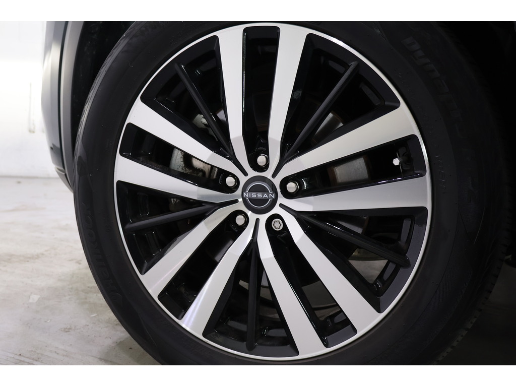 2023 Nissan Pathfinder Platinum, Toronto, Cash