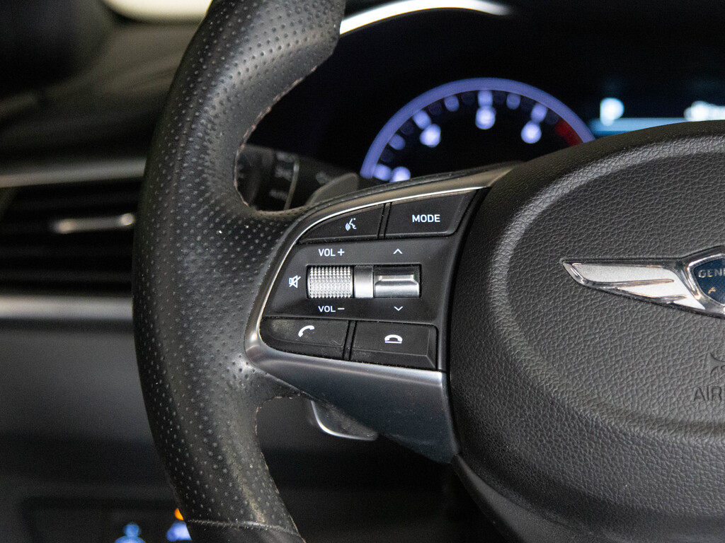 2019 Genesis G70 2.0T Prestige, Toronto, Cash
