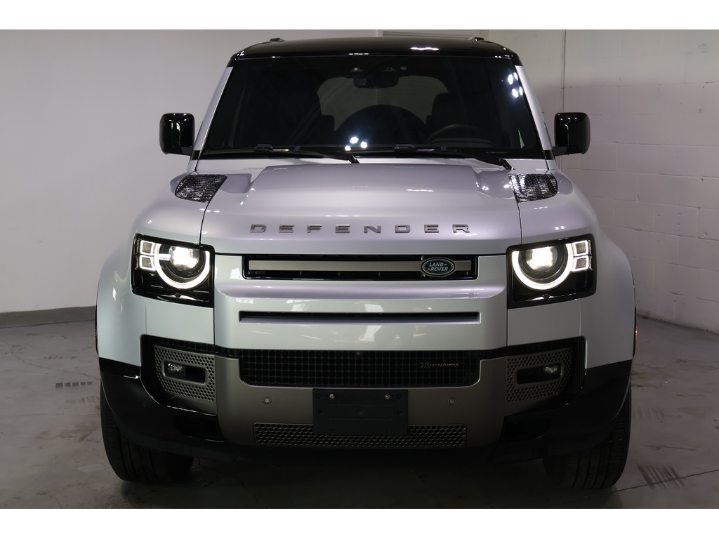 2022 Land Rover Defender 110 X-Dynamic SE, Toronto, Cash