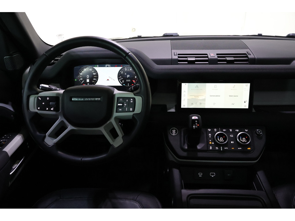 2022 Land Rover Defender 110 X-Dynamic SE, Toronto, Cash