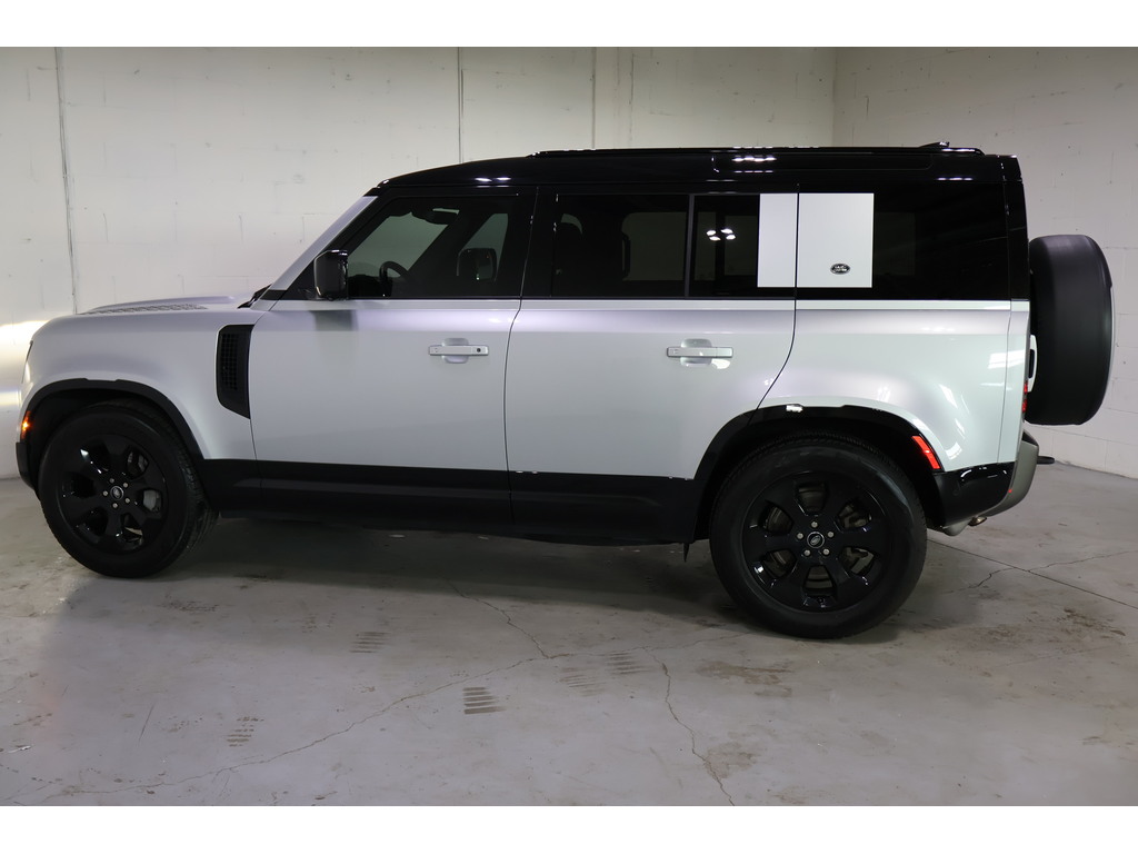 2022 Land Rover Defender 110 X-Dynamic SE, Toronto, Cash
