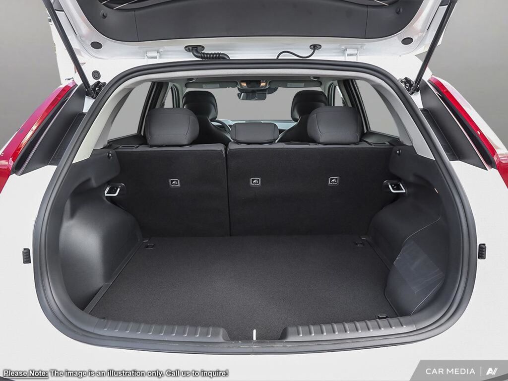 2025 Kia Niro Plug-In Hybrid LX, Vancouver, Cash
