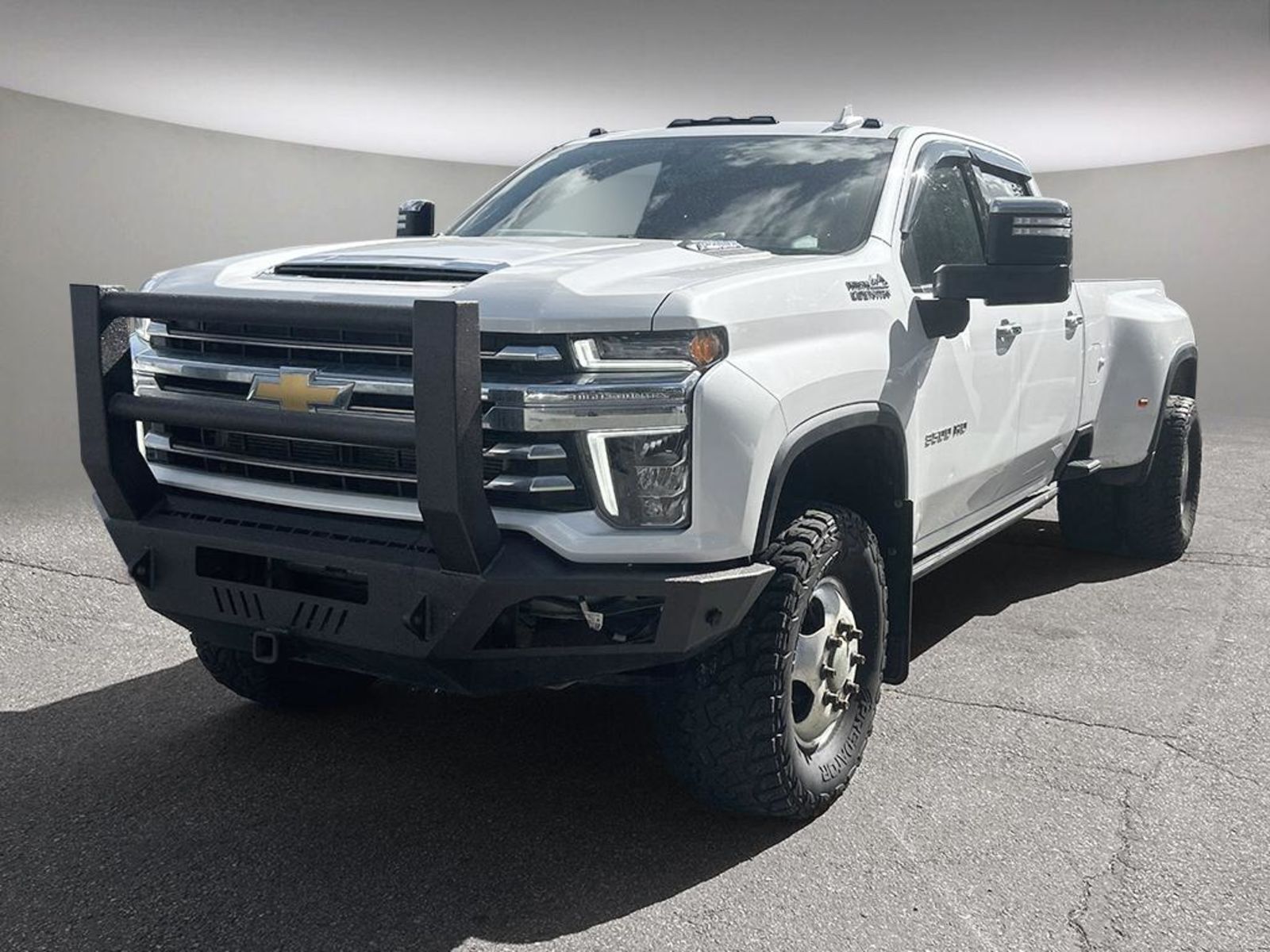 2023 Chevrolet SILVERADO 3500HD High Country