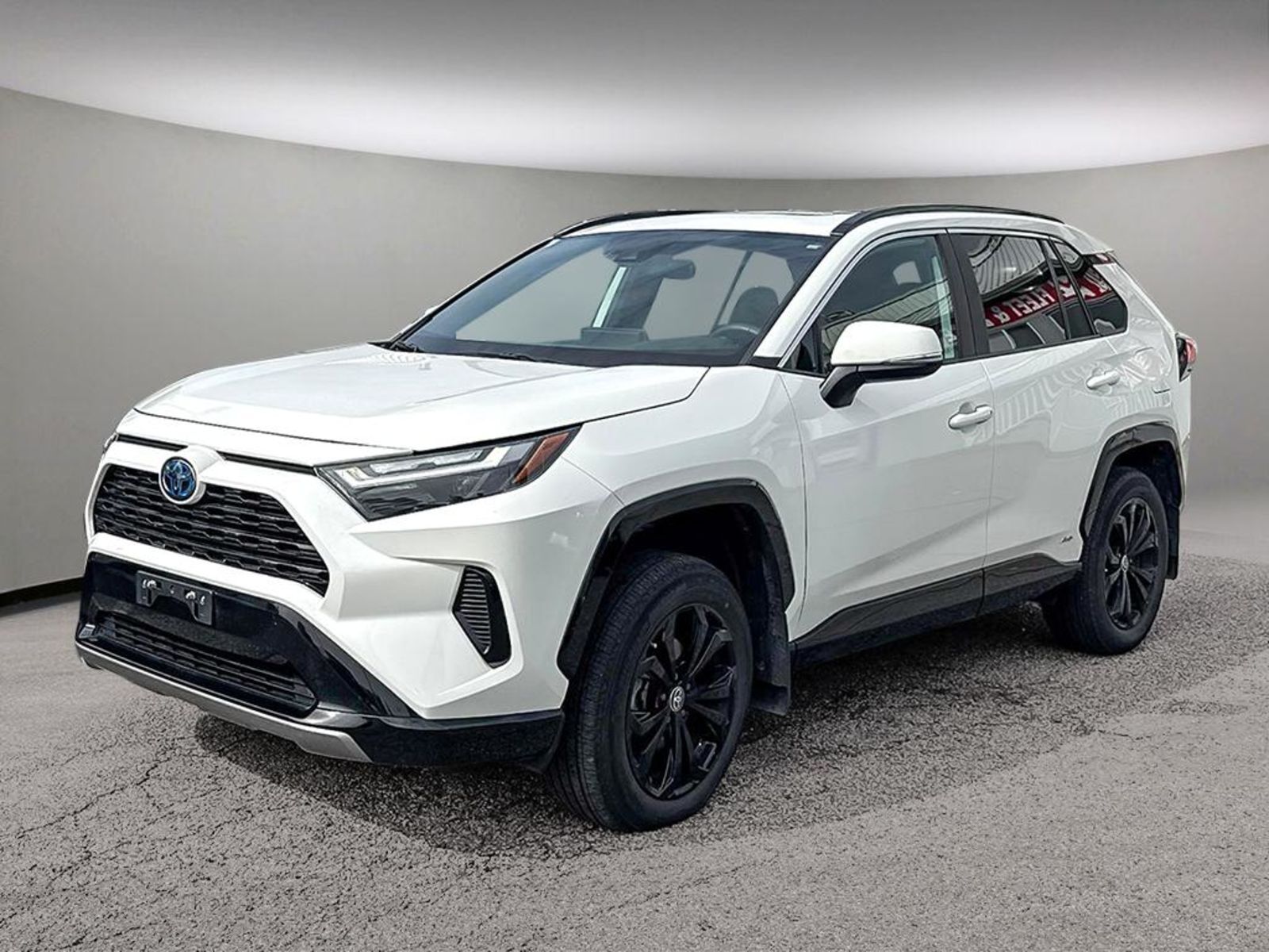 2022 Toyota RAV4 Hybrid SE