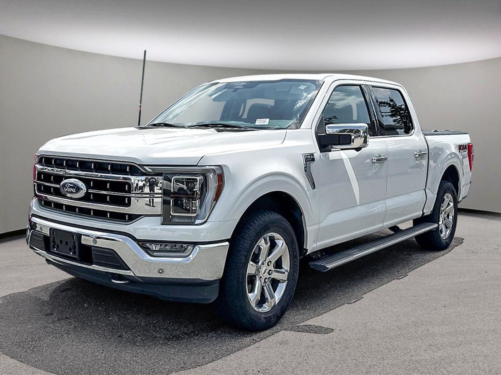 2022 Ford F-150 LARIAT!