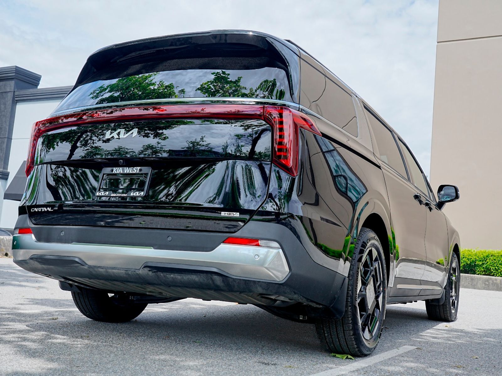 2025 Kia Carnival Hybrid